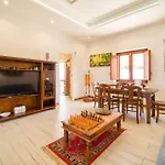 Pet Friendly Home In Palermo With Kitchen