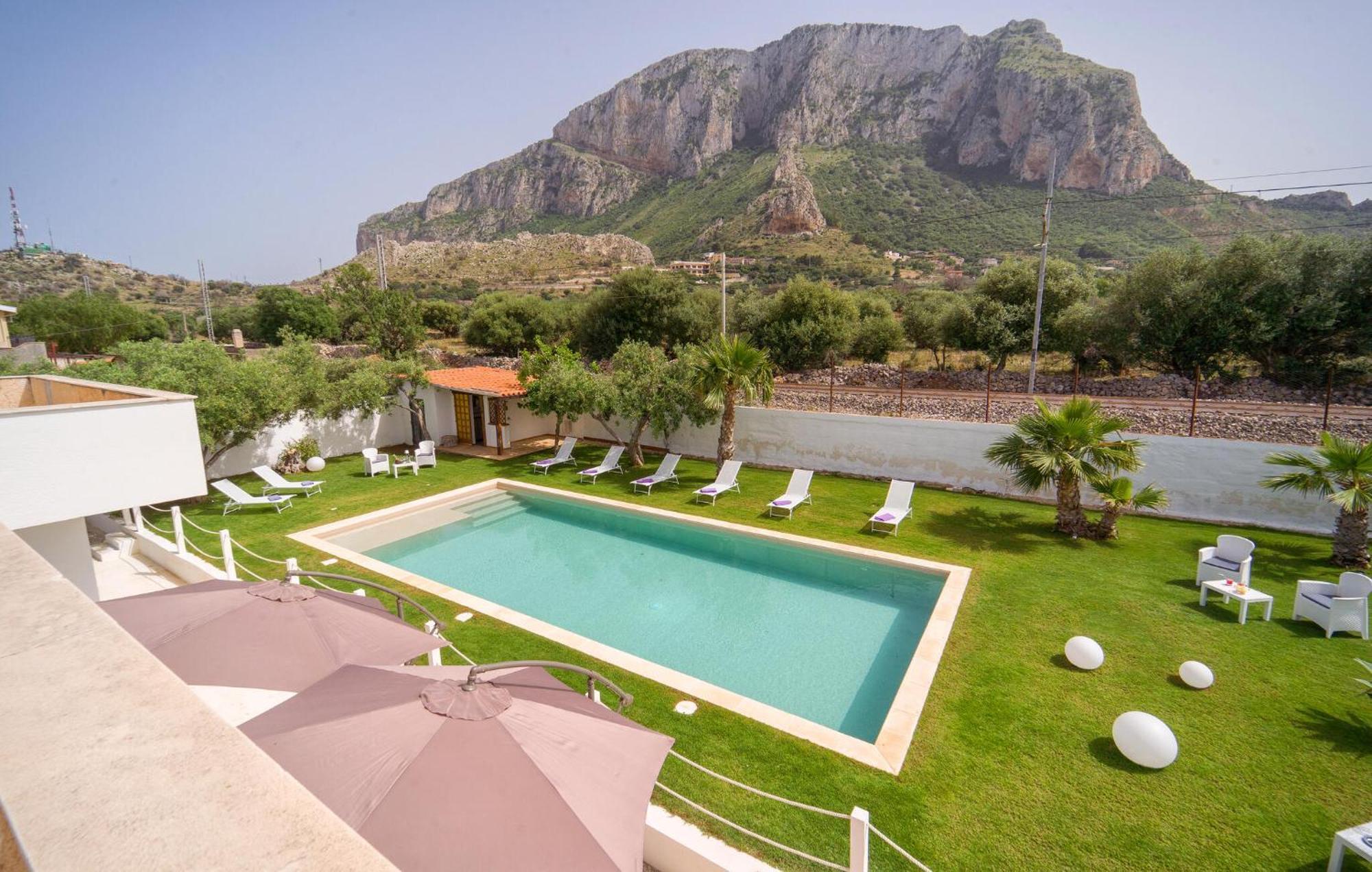Pet Friendly In With Kitchen * Palermo